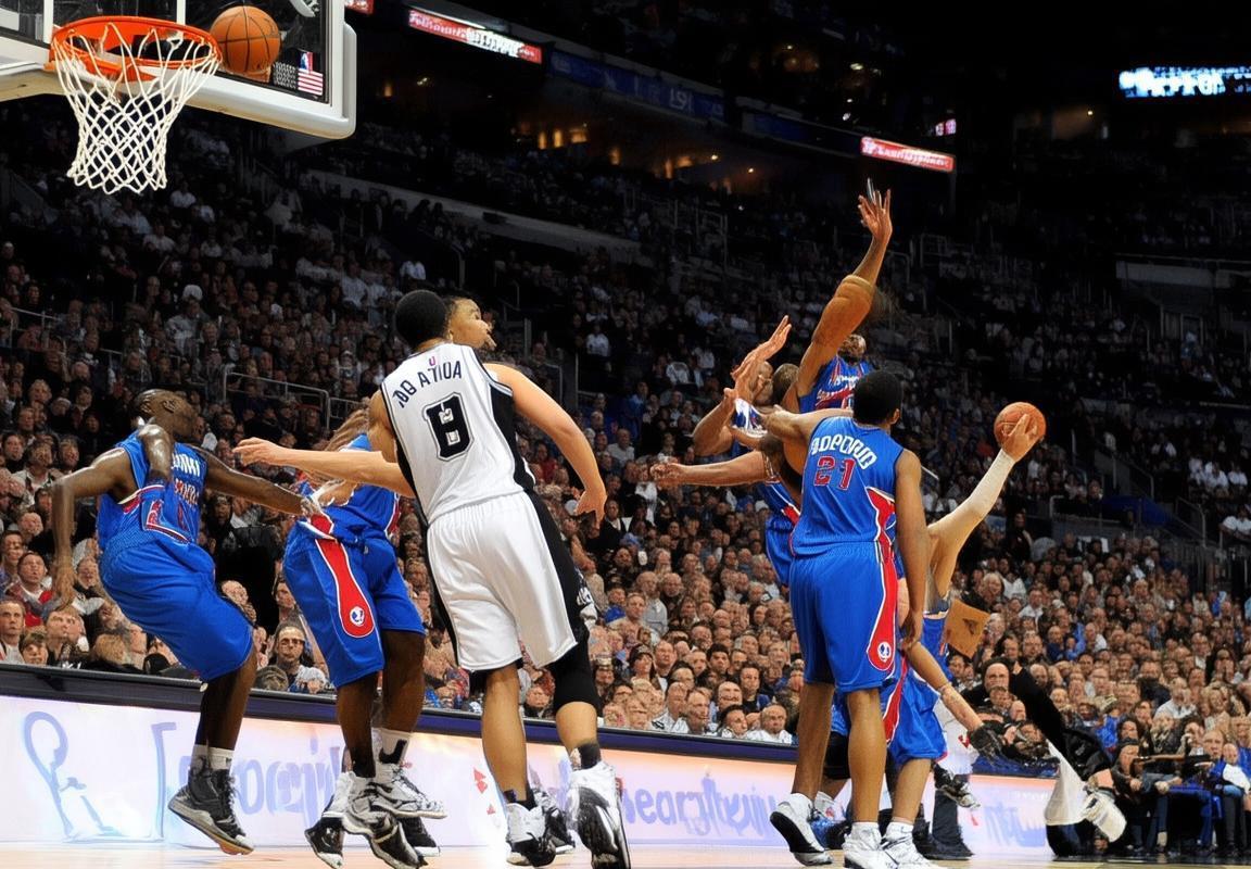 2013年马刺快船巅峰对决：NBA经典战回顾与解析(图3)